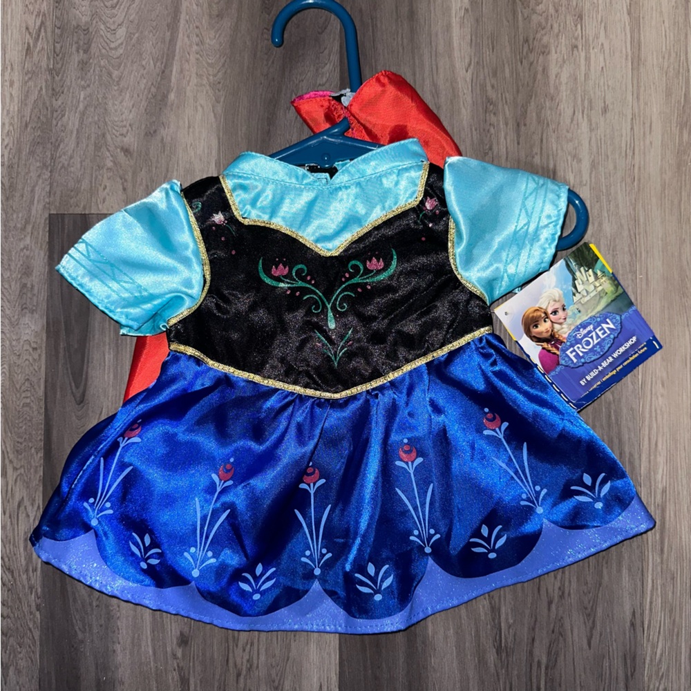 Build A Bear Disney Frozen Purple Sparkle Anna Dress Outfit Dress Cape NWT RARE
